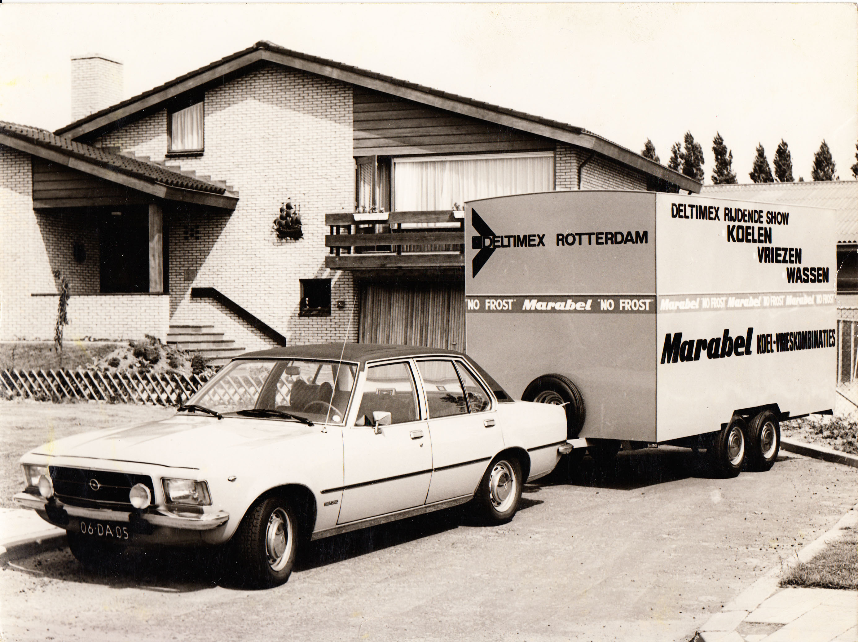 1965 - Productie van tandemasser aanhangwagen