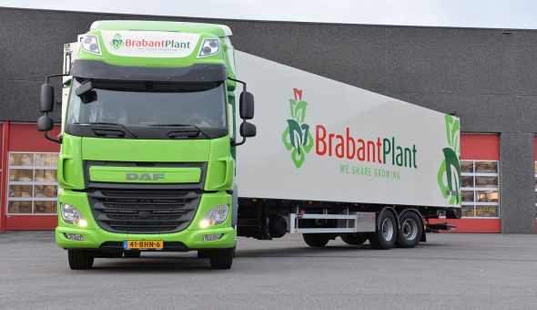 Geconditioneerde oplegger op pacton trailer voor bloementransport (Brabant Plant)