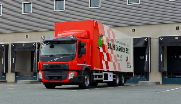 Groente en fruit carrosserie opgebouwd op een Volvo motorwagen