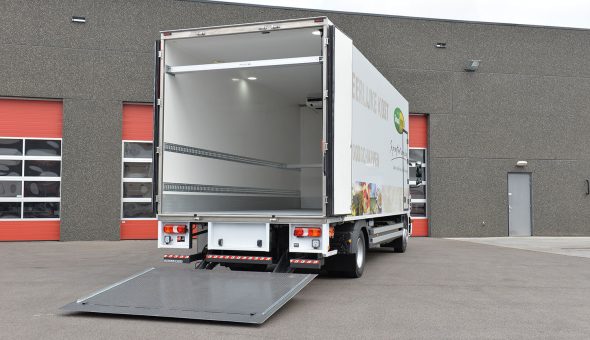 Isotherm carrosserie op Mercedes Antos opbouw voor Totaalvers