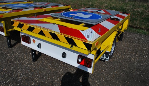 Vluchtstrookwagen met uitgrebreide bordenboeken geleverd aan de provincie Friesland