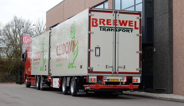 Geisoleerde carrosserie combinatie voor Breewel Transport opgebouwd op Mercedes Actros