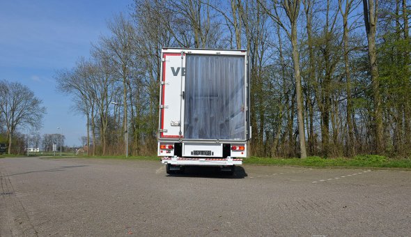 Koelvries opbouw voor Verhage op Mercedes Antos