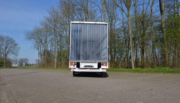 Koelvries opbouw voor Verhage op Mercedes Antos