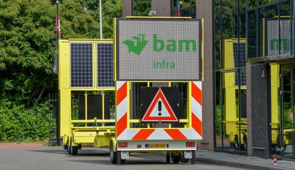 BAM Infra voorziet drie full-color tekstwagens via Traffic Fleet van real-time reistijd