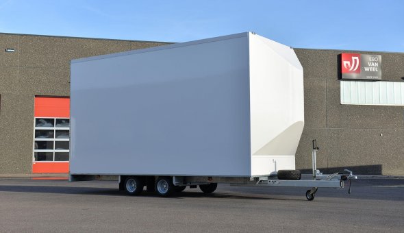 Bloemenwagen op tandemasser chassis met plywood panelen voor Kentia kwekerij