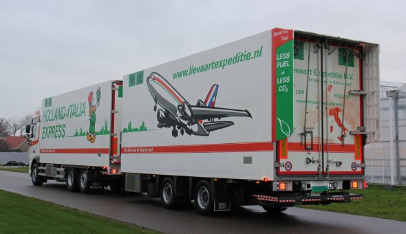 10x isotherm vrachtwagen combinatie voor Lievaart Transport