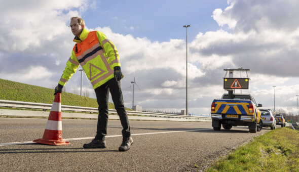 Weginspecteurs van de Provincie Limburg aan het werk