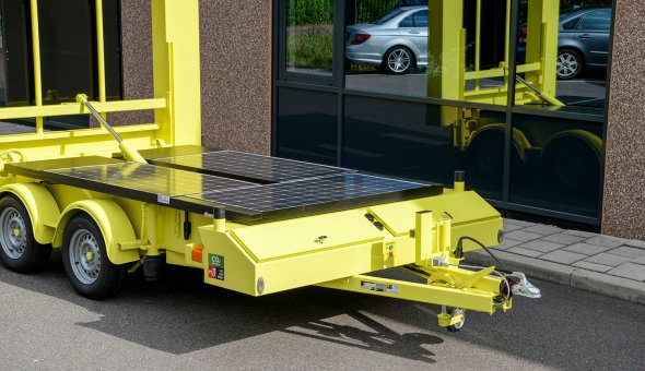 BAM Infra buys three full-color VMS-trailers with real-time travel time via Traffic Fleet
