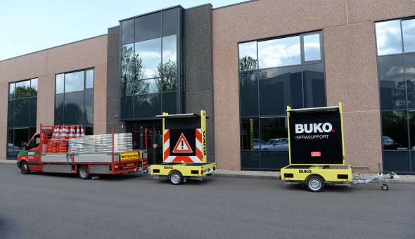 BUKO Infrasupport invests in six of our VW 1350 HB VMS-trailers equipped with solar energy