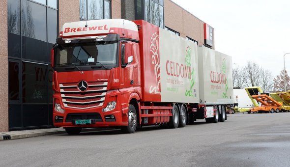 Box body isolated combination for Breewel Transport built on Mercedes Actross