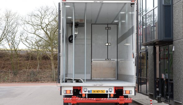 Box body isolated combination for Breewel Transport built on Mercedes Actross