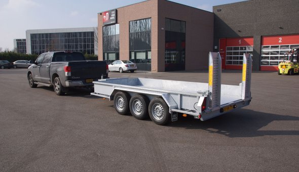 Custom made open trailer build according to the wished of the clients