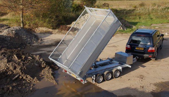Custom made tipper trailer 3.5 TON triple axle for gardening company A. Terlouw