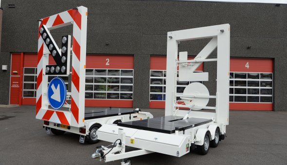 Mourik acquires eight arrow warning trailers and three VW 1700 S VMS-trailers for their incident management department