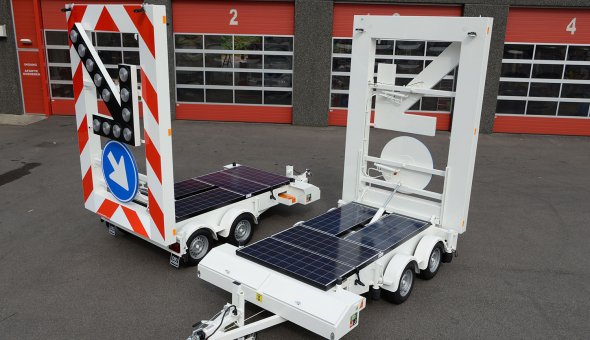 Mourik acquires eight arrow warning trailers and three VW 1700 S VMS-trailers for their incident management department