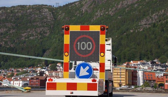 Norwegian dealer invests in 100K TMA truck mounted attenuator