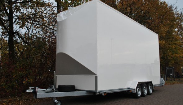 Triple axle flower trailer with Load-lok and plywood panels