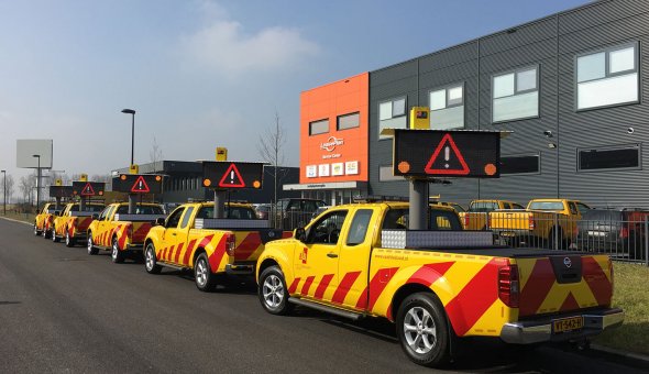 Vehicle mounted VMS with LED-display to ensure safety of road supervisors during incident management