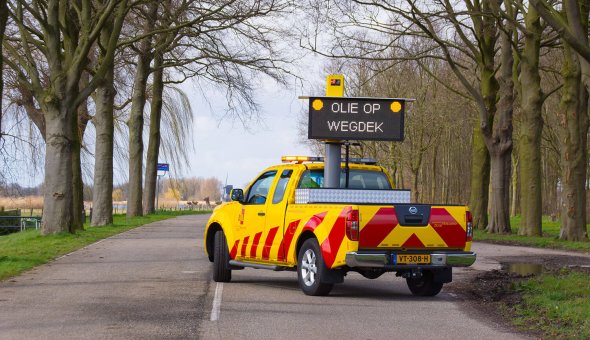 Road supervisor vehicles for the Province of South Holland equipped with Autodrips of EBO van Weel