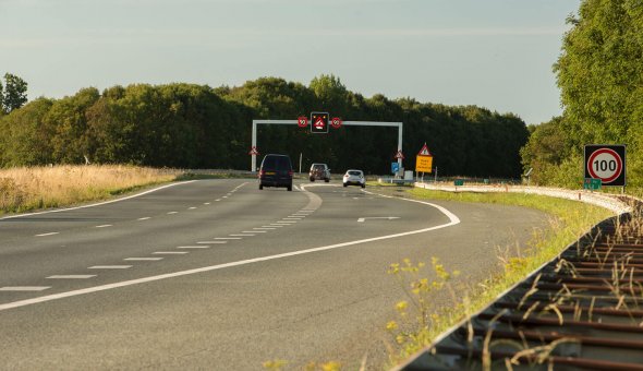 Temporary lane signalling - TLS acquired by Traffic & More for maintenance activities on the Afsluitdijk