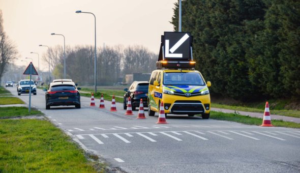 Rijkswaterstaat road inspector vehicle and Province road inspectors with new vehicles and the roof mounted VMS (7)