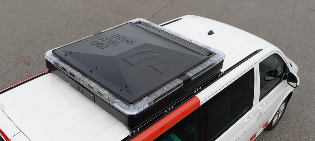 The roof mounted VMS 3.0 ensures the safety of the Road Inspectors during incidents